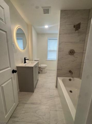 8 Hanover Street Phillipsburg NJ 08865