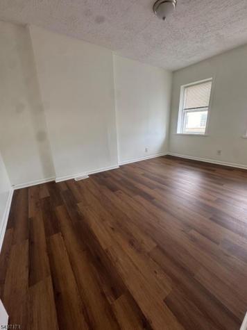 8 Hanover Street Phillipsburg NJ 08865
