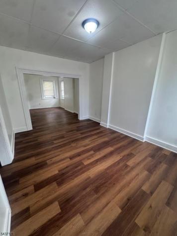 8 Hanover Street Phillipsburg NJ 08865
