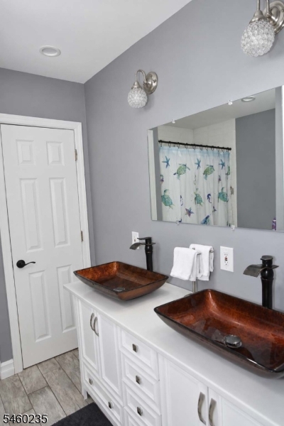 634 Vosseller Avenue Bridgewater NJ 08805