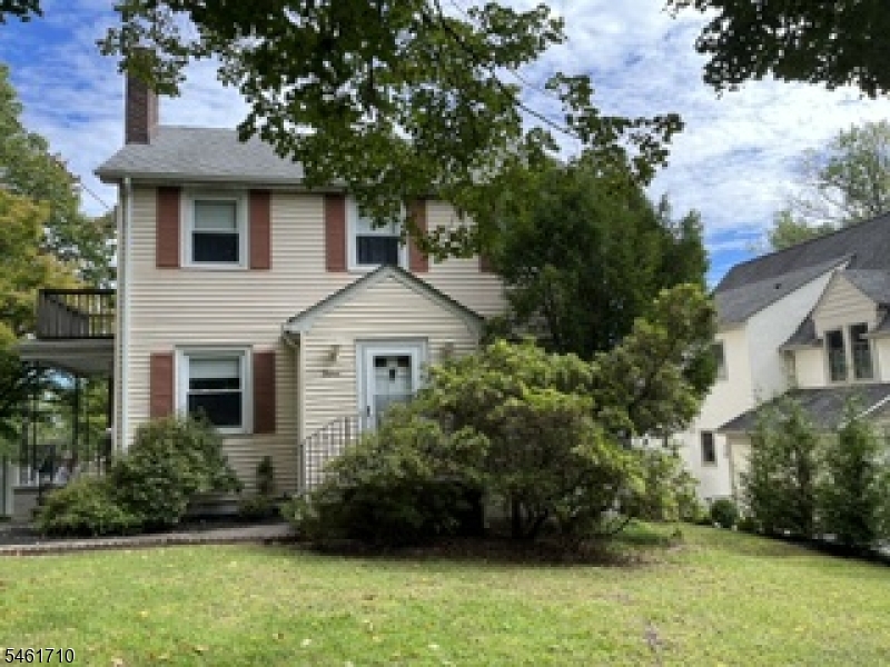 15 Sherman Place Morristown NJ 07960