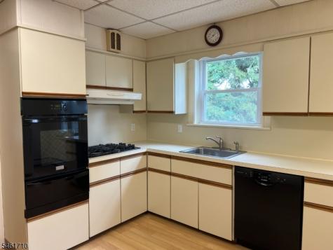15 Sherman Place Morristown NJ 07960