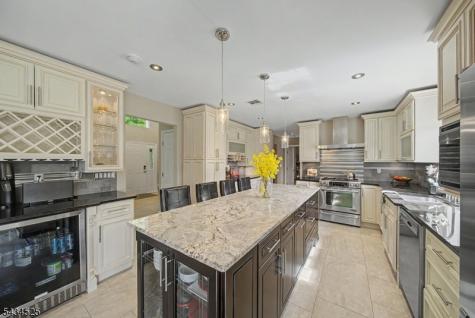 62 S Glen Road Kinnelon NJ 07405