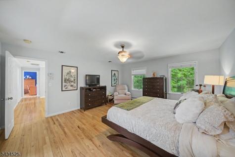 62 S Glen Road Kinnelon NJ 07405