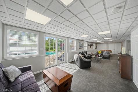 62 S Glen Road Kinnelon NJ 07405