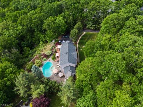 62 S Glen Road Kinnelon NJ 07405