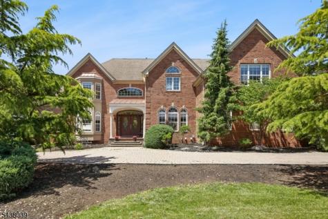 11 Valley Wood Drive Franklin NJ 08873