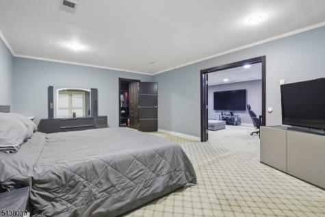 11 Valley Wood Drive Franklin NJ 08873