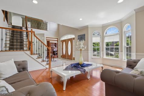 11 Valley Wood Drive Franklin NJ 08873