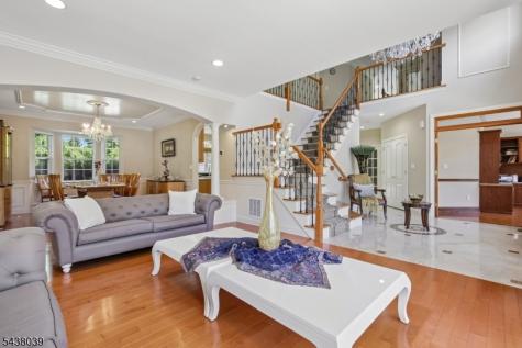 11 Valley Wood Drive Franklin NJ 08873