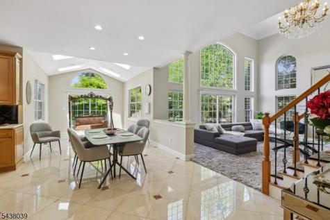11 Valley Wood Drive Franklin NJ 08873