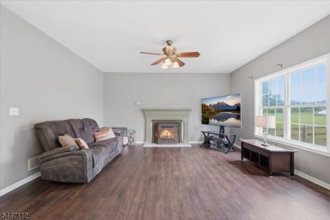 163 Bryans Road Washington NJ 08827