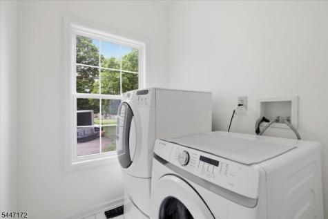 163 Bryans Road Washington NJ 08827