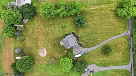 163 Bryans Road Washington NJ 08827