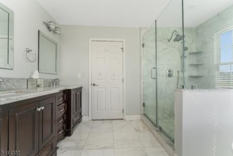2 Elm Drive Clinton NJ 08809