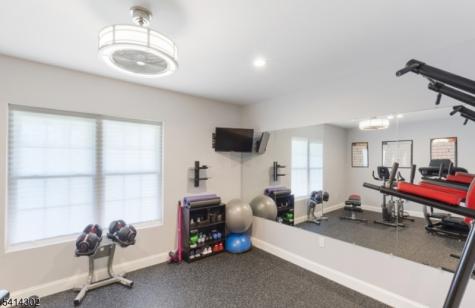 2 Elm Drive Clinton NJ 08809