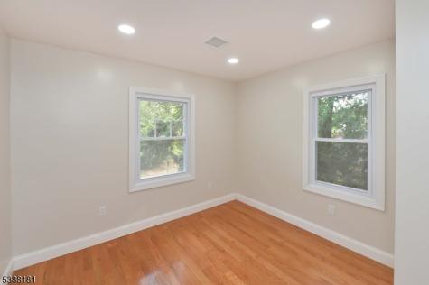 153 Midland Avenue East Orange NJ 07017