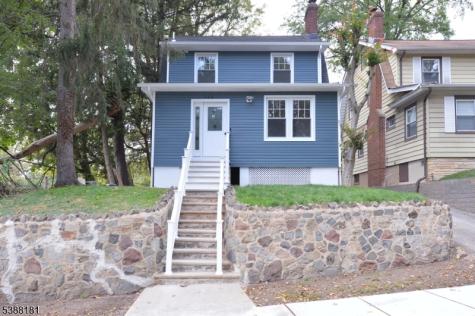 153 Midland Avenue East Orange NJ 07017