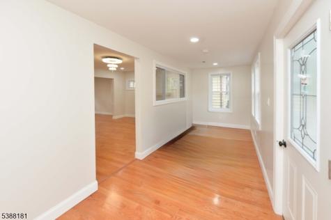 153 Midland Avenue East Orange NJ 07017