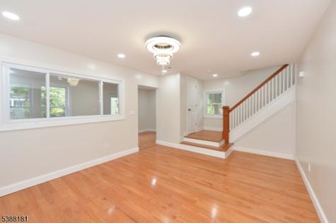 153 Midland Avenue East Orange NJ 07017