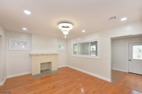 153 Midland Avenue East Orange NJ 07017