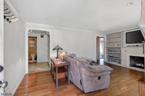 364 Acacia Road Scotch Plains NJ 07076