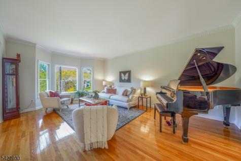 34 Arnold Drive Randolph NJ 07869
