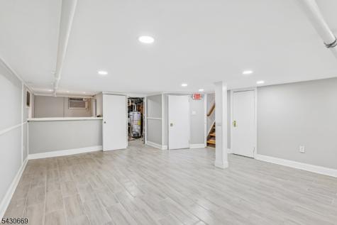 423 E Lincoln Avenue Roselle Park NJ 07204