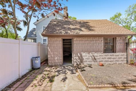 423 E Lincoln Avenue Roselle Park NJ 07204