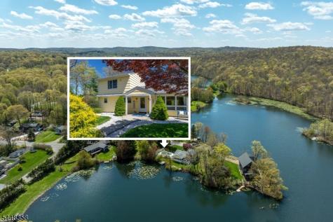 4 Spruce Court Vernon NJ 07422