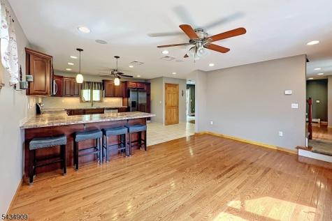 27 Seneca Avenue Rockaway NJ 07866