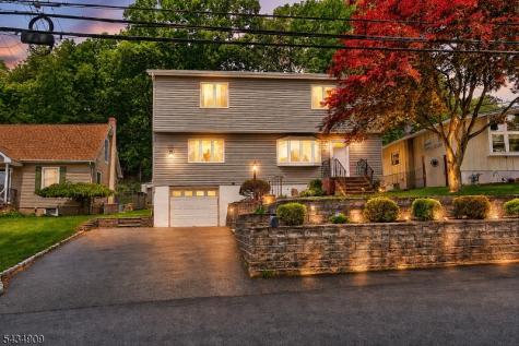 27 Seneca Avenue Rockaway NJ 07866