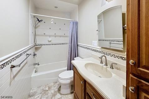27 Seneca Avenue Rockaway NJ 07866