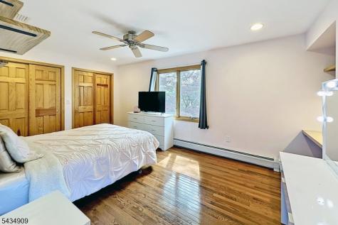 27 Seneca Avenue Rockaway NJ 07866