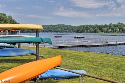 27 Seneca Avenue Rockaway NJ 07866