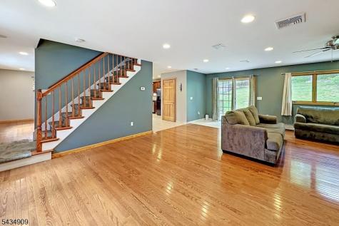 27 Seneca Avenue Rockaway NJ 07866