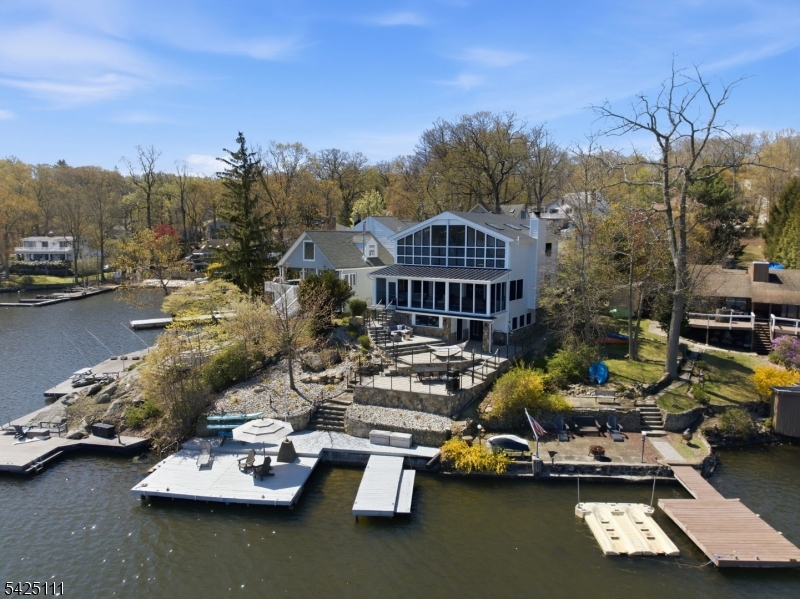 105 Maxim Drive Hopatcong NJ 07843