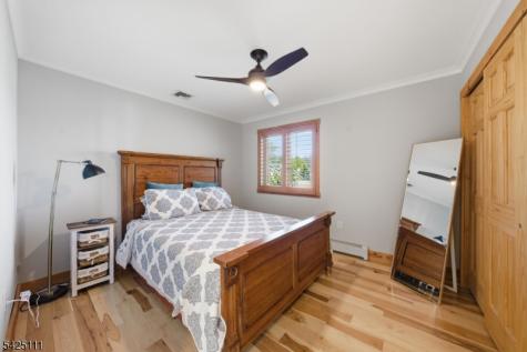105 Maxim Drive Hopatcong NJ 07843