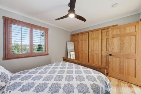 105 Maxim Drive Hopatcong NJ 07843