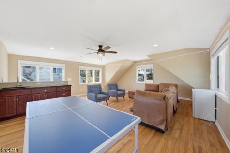 105 Maxim Drive Hopatcong NJ 07843