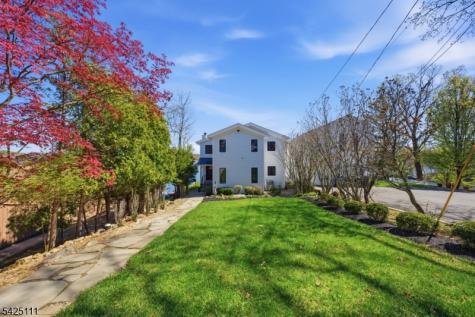 105 Maxim Drive Hopatcong NJ 07843