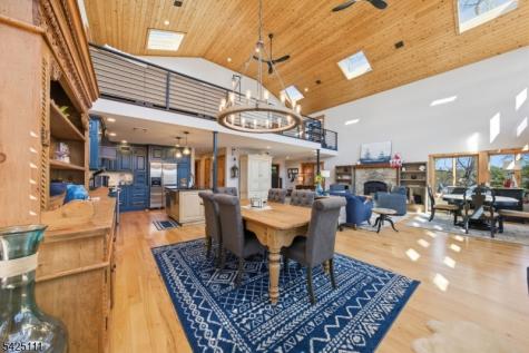105 Maxim Drive Hopatcong NJ 07843