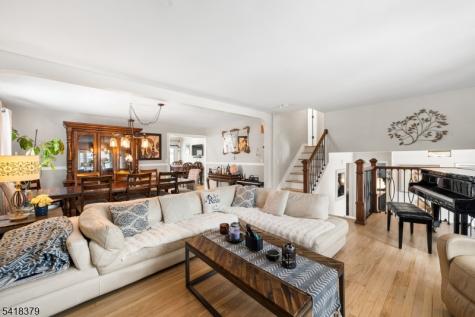 15 New Dover Avenue Woodbridge NJ 07067