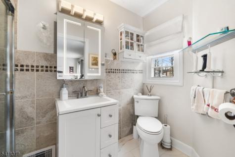 15 New Dover Avenue Woodbridge NJ 07067