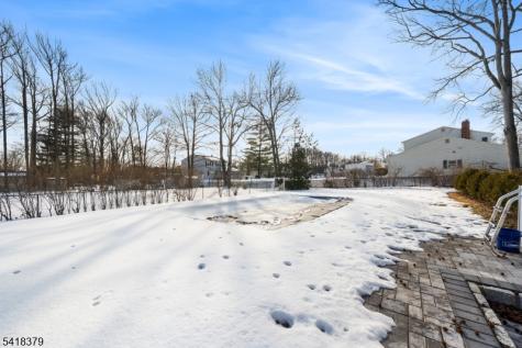 15 New Dover Avenue Woodbridge NJ 07067