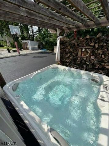 15 New Dover Avenue Woodbridge NJ 07067
