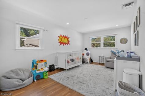 22 Woodside Road Springfield NJ 07081