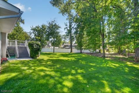 22 Woodside Road Springfield NJ 07081