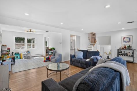 22 Woodside Road Springfield NJ 07081