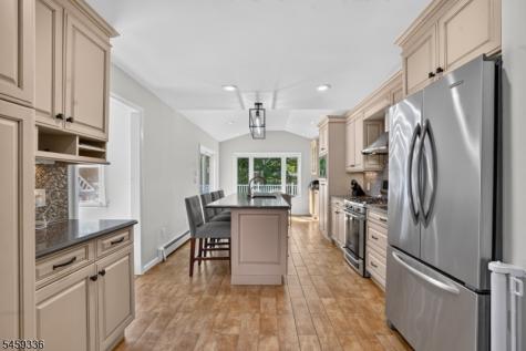 22 Woodside Road Springfield NJ 07081